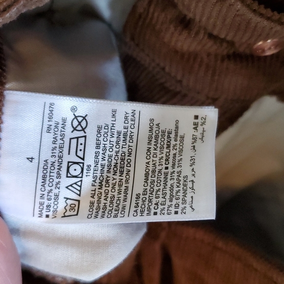 Old Navy cords size 4 - Picture 5 of 7